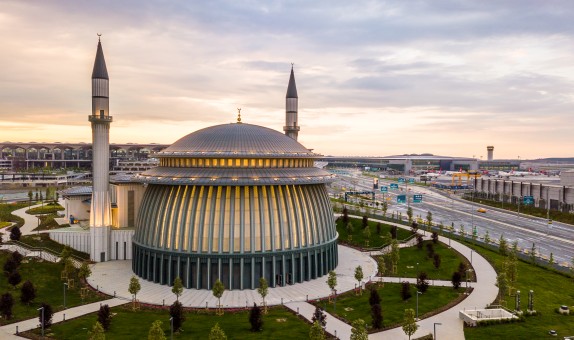 Ali Kuşçu Camisi Dünyanın İlk 'LEED Altın' Sertifikalı Camisi Oldu Ali Kuşçu Camisi Dünyanın İlk 'LEED Altın' Sertifikalı Camisi Oldu
