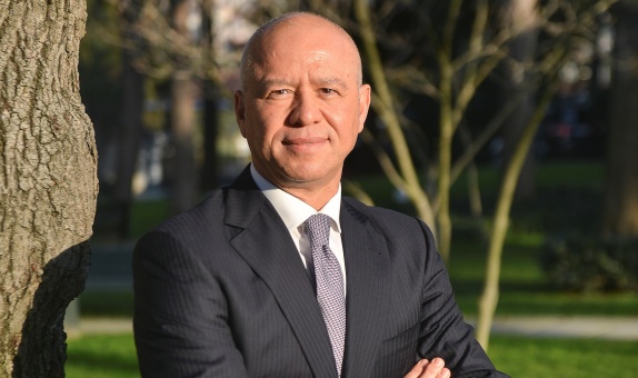 Koç Holding Düşük Karbon Ekonomisine Geçiş Yolculuğunda Küresel Bir Adım Daha Attı Koç Holding Düşük Karbon Ekonomisine Geçiş Yolculuğunda Küresel Bir Adım Daha Attı