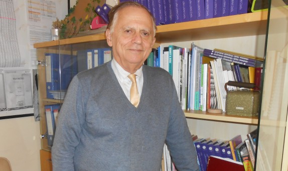 Doğuş Üniversitesi Sanat ve Tasarım Fakültesi Mimarlık Bölümü Başkanı Prof. Dr. Semih Eryıldız: 'Mimarlık Bağımlı Değişkendir' Doğuş Üniversitesi Sanat ve Tasarım Fakültesi Mimarlık Bölümü Başkanı Prof. Dr. Semih Eryıldız: 'Mimarlık Bağımlı Değişkendir'
