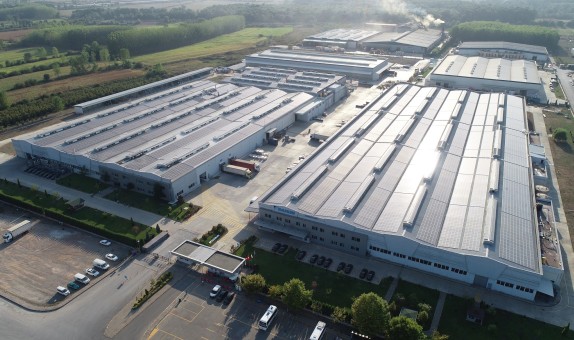 Daikin Yeşil Fabrikasında Kendi Enerjisi ile Üretim Yapıyor Daikin Yeşil Fabrikasında Kendi Enerjisi ile Üretim Yapıyor