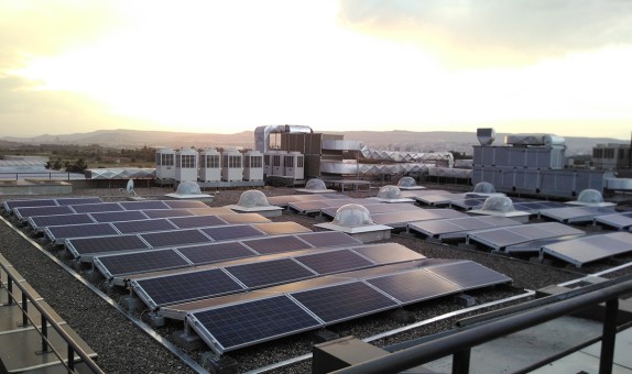 Garanti Bankası Öz Tüketimi için İlk Güneş Enerjisi Yatırımını Yaptı