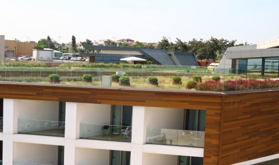 Florya Crown Plaza Oteli'nin Yeşil Çatı Sistemleri BTM Optigreen'e Emanet
