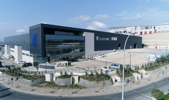 LEED Gold Sertifikalı Systemair HSK Fabrikası LEED Gold Sertifikalı Systemair HSK Fabrikası