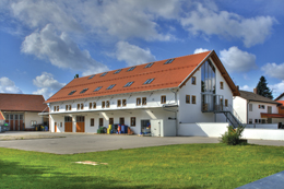 Bir Çiftlik Ambarından 'Sıfır Enerji' Bir Ofis Binasına